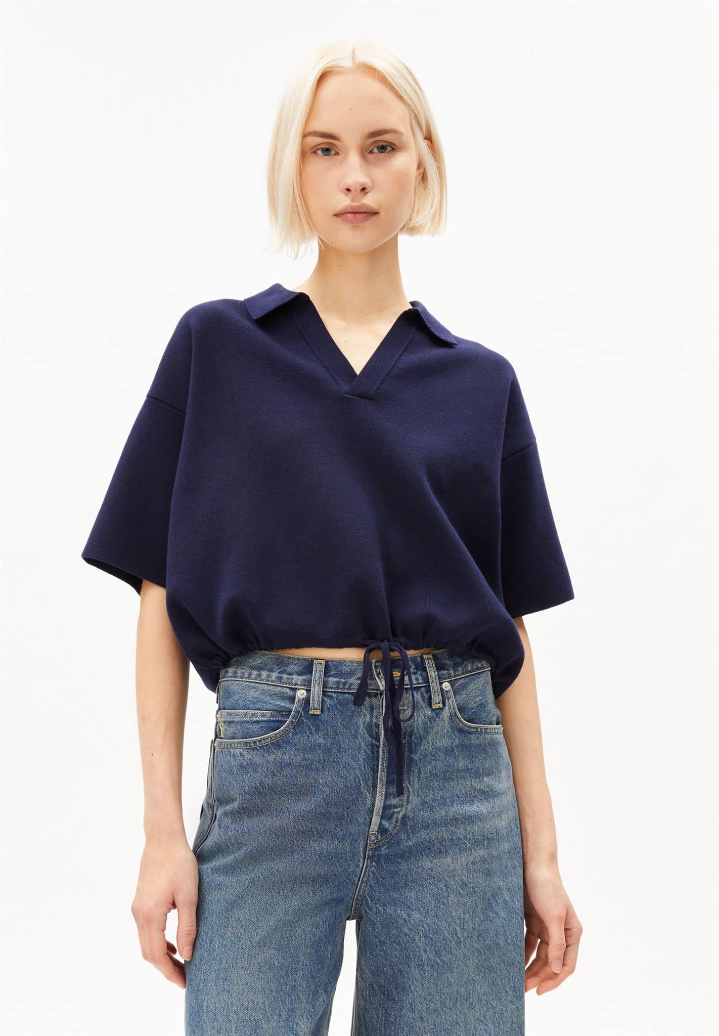 Compact polo knit sweater