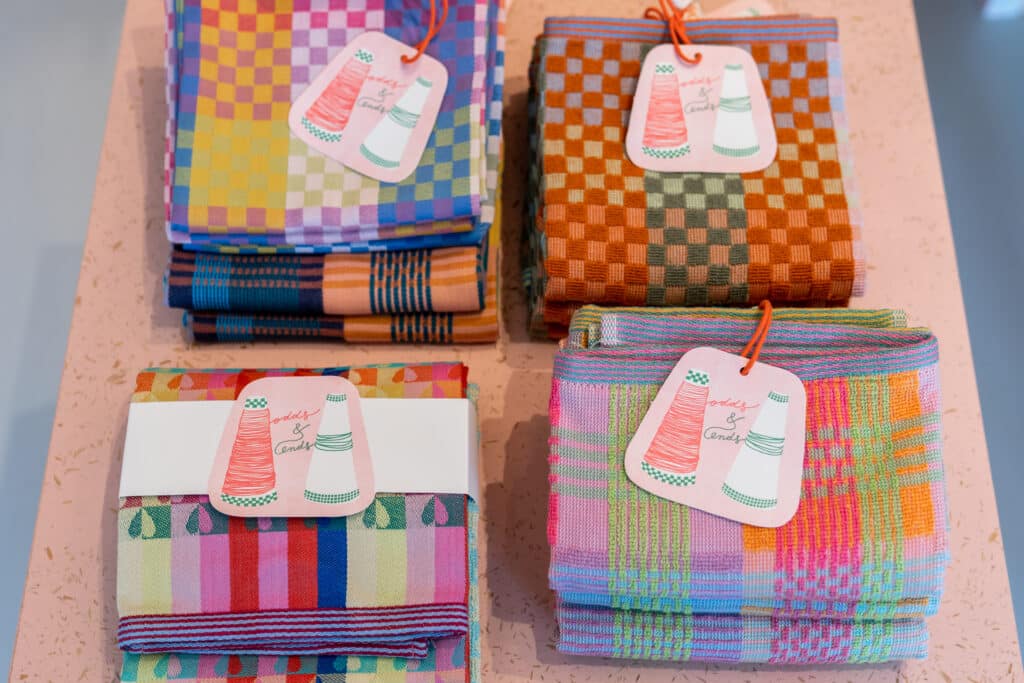 Pre- & post-consumer gerecycled textiel: wat is het verschil? 