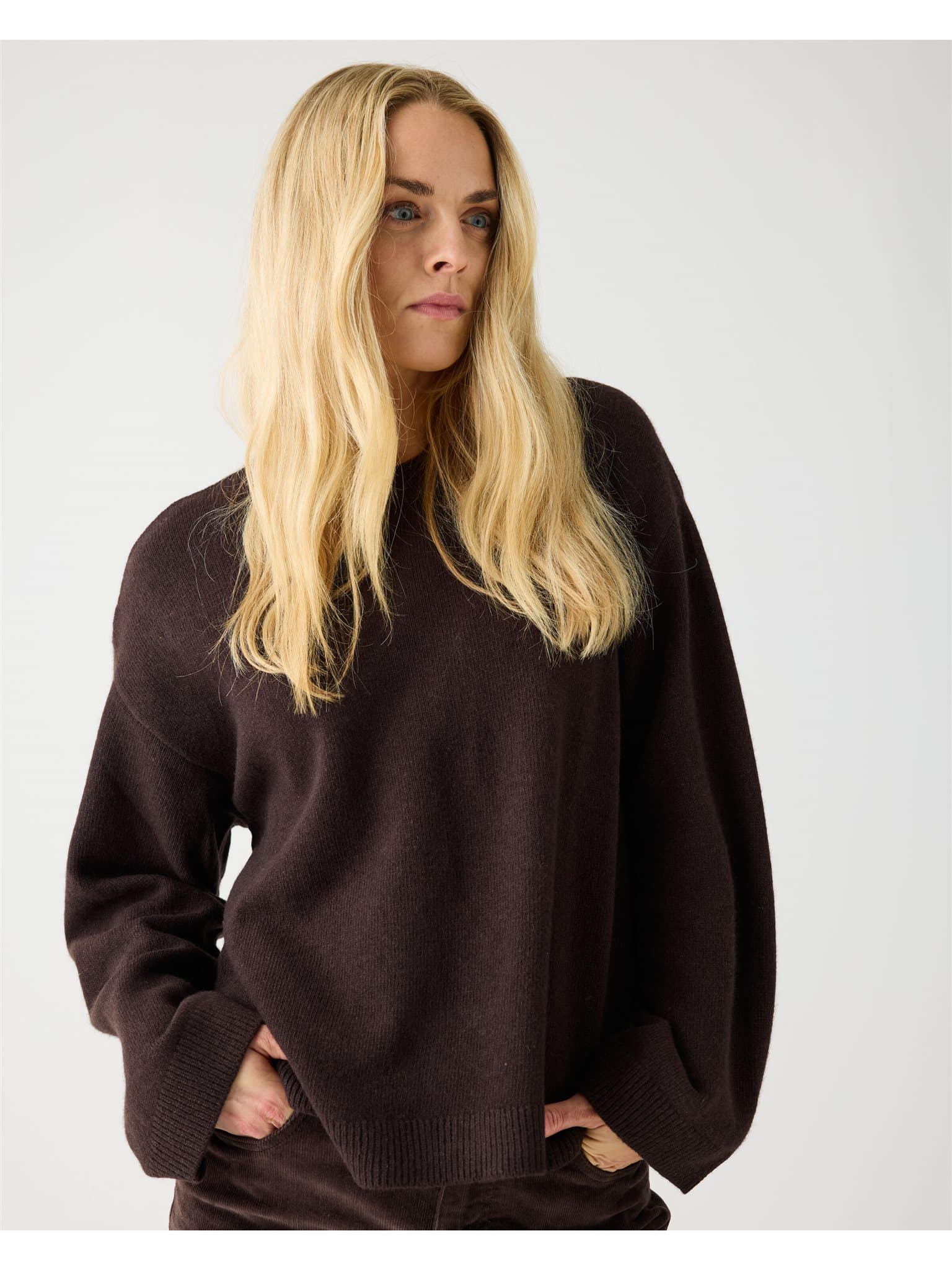 Lambswool crew neck sweater