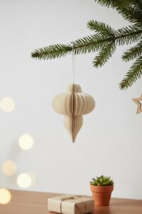 Paper Pendant 10 cm